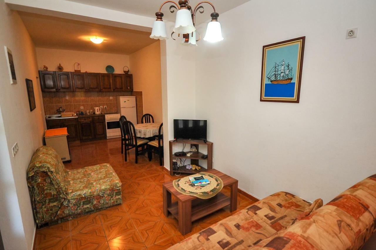 Apartment Kuc *